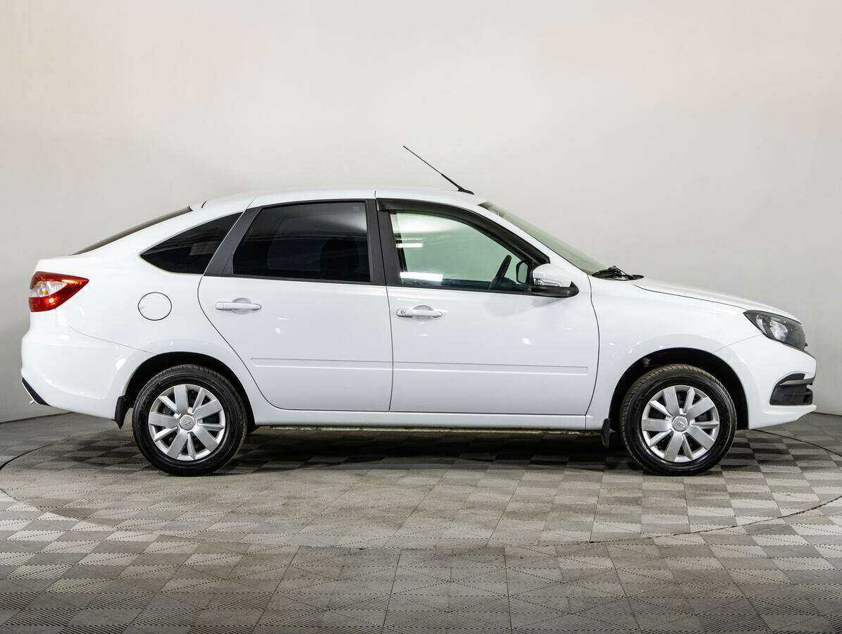 Lada (ВАЗ) Granta, 2022 - фото №4