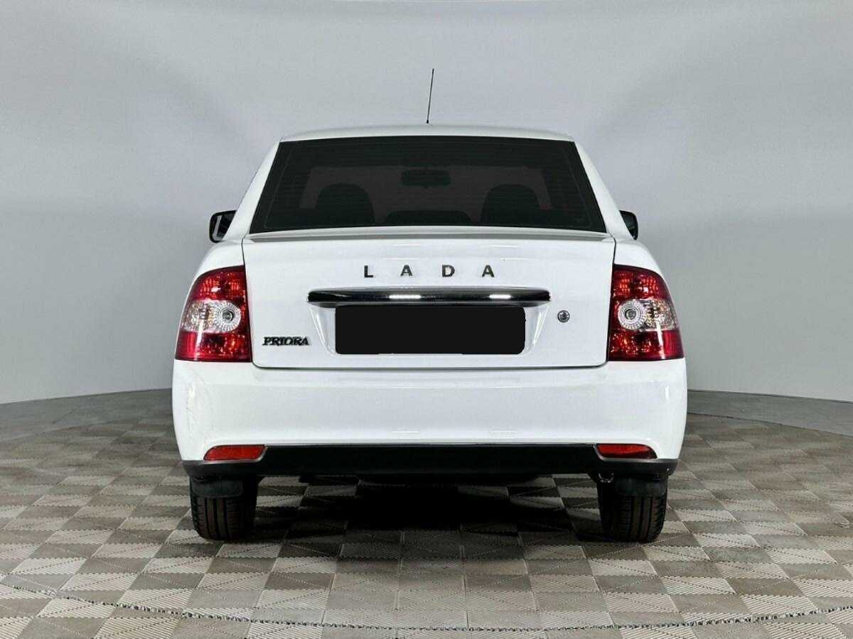 Lada (ВАЗ) Priora, 2017 - фото №4